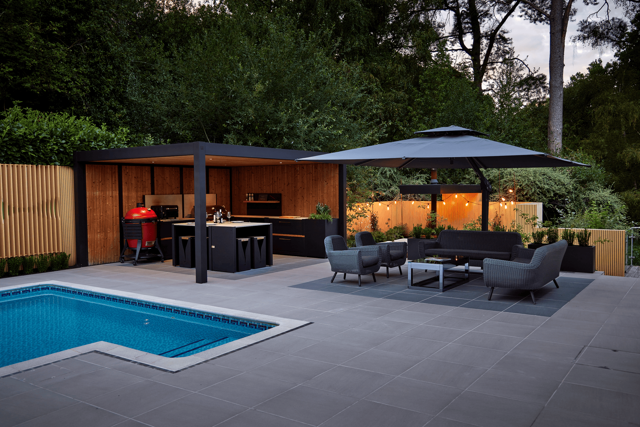 PCL Crowthorne garden lighting T2 2417 1