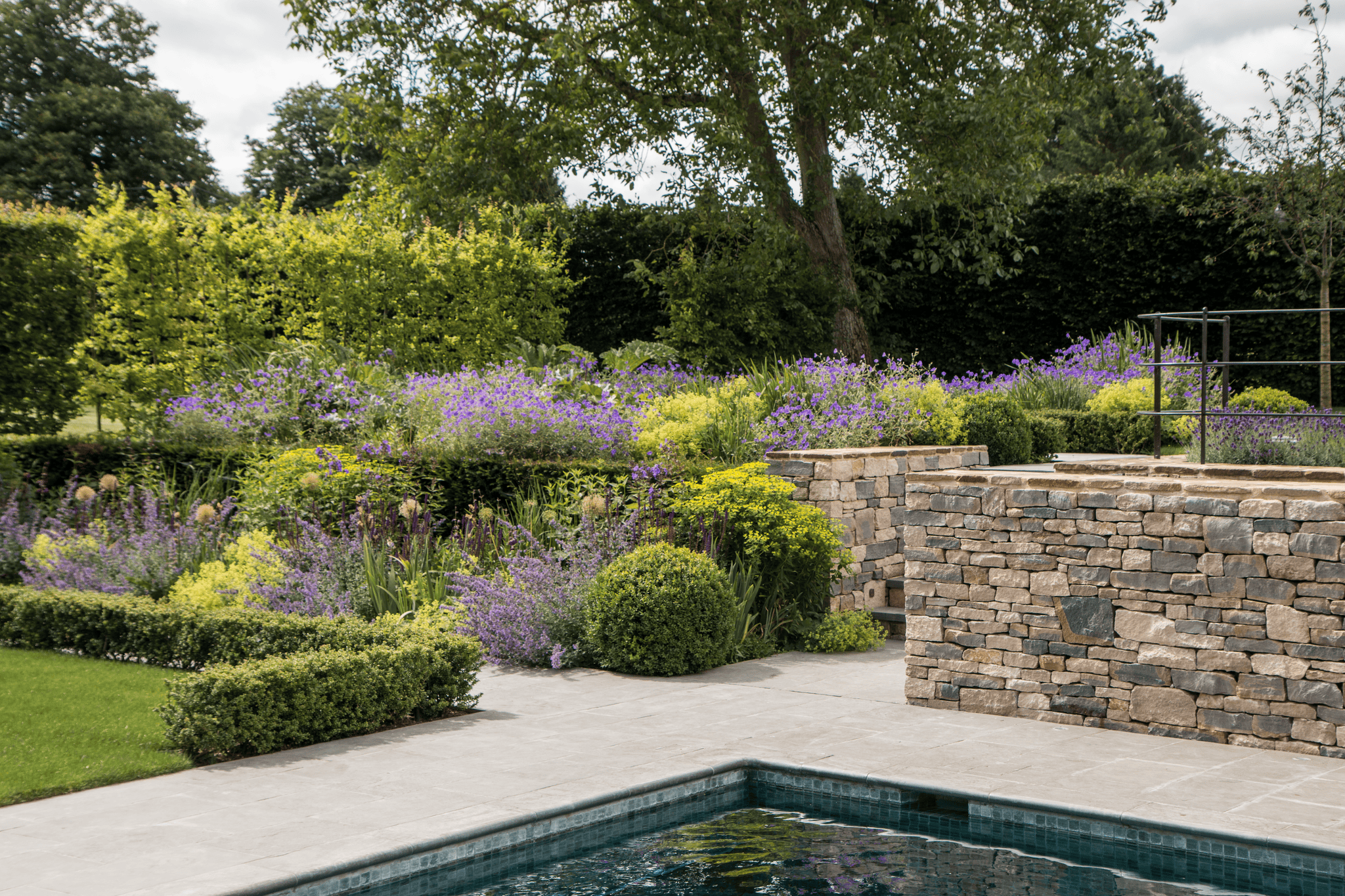 Arlesford Garden 17 of 26