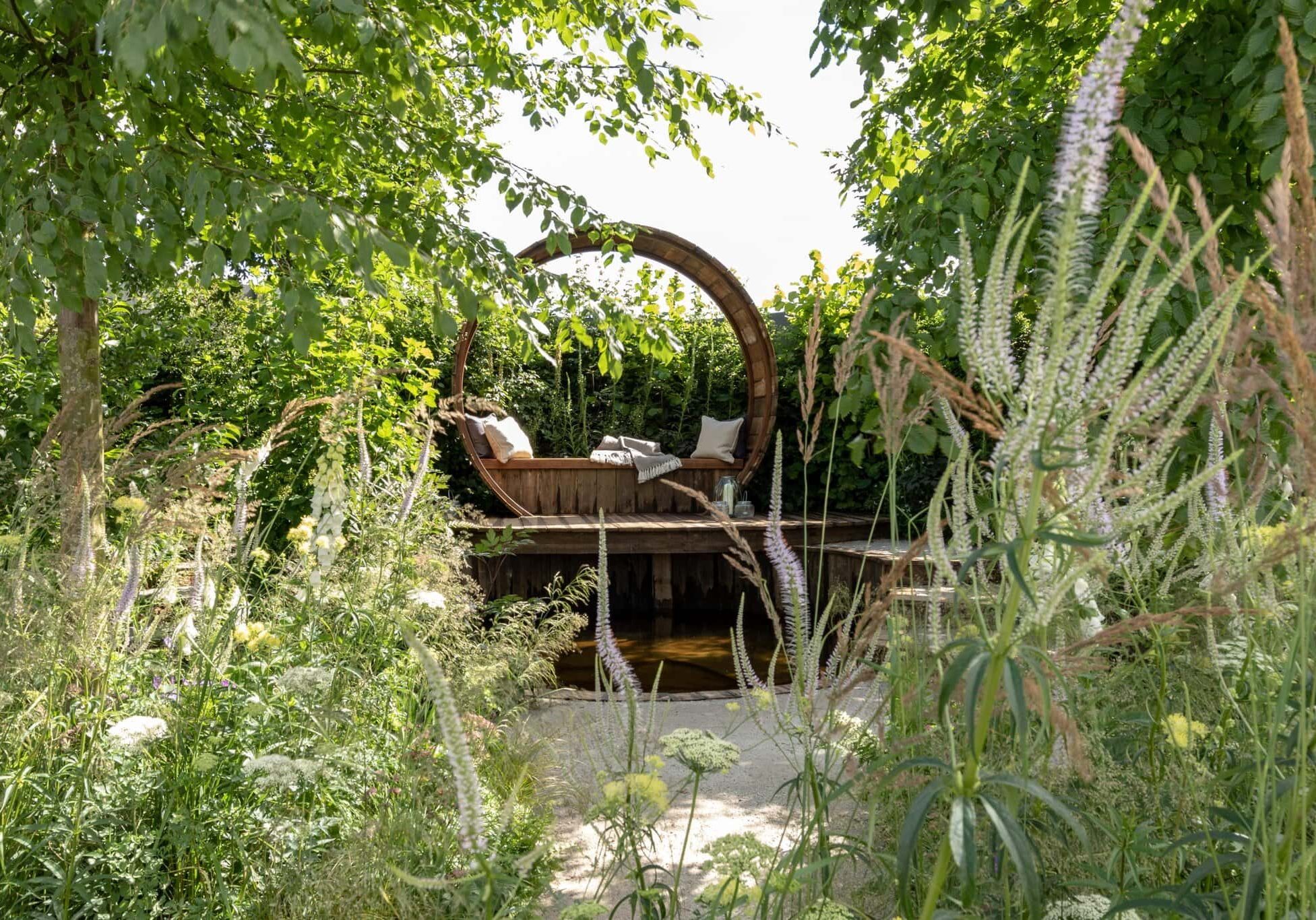 RHS Hampton Court Pause for Thought Garden 2019 6 2 scaled RHS Hampton Court Pause for Thought Garden 2019 6 2 scaled